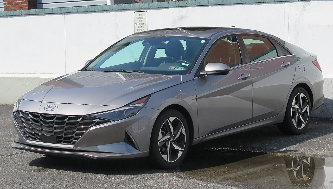 2020 Hyundai Elantra Standard